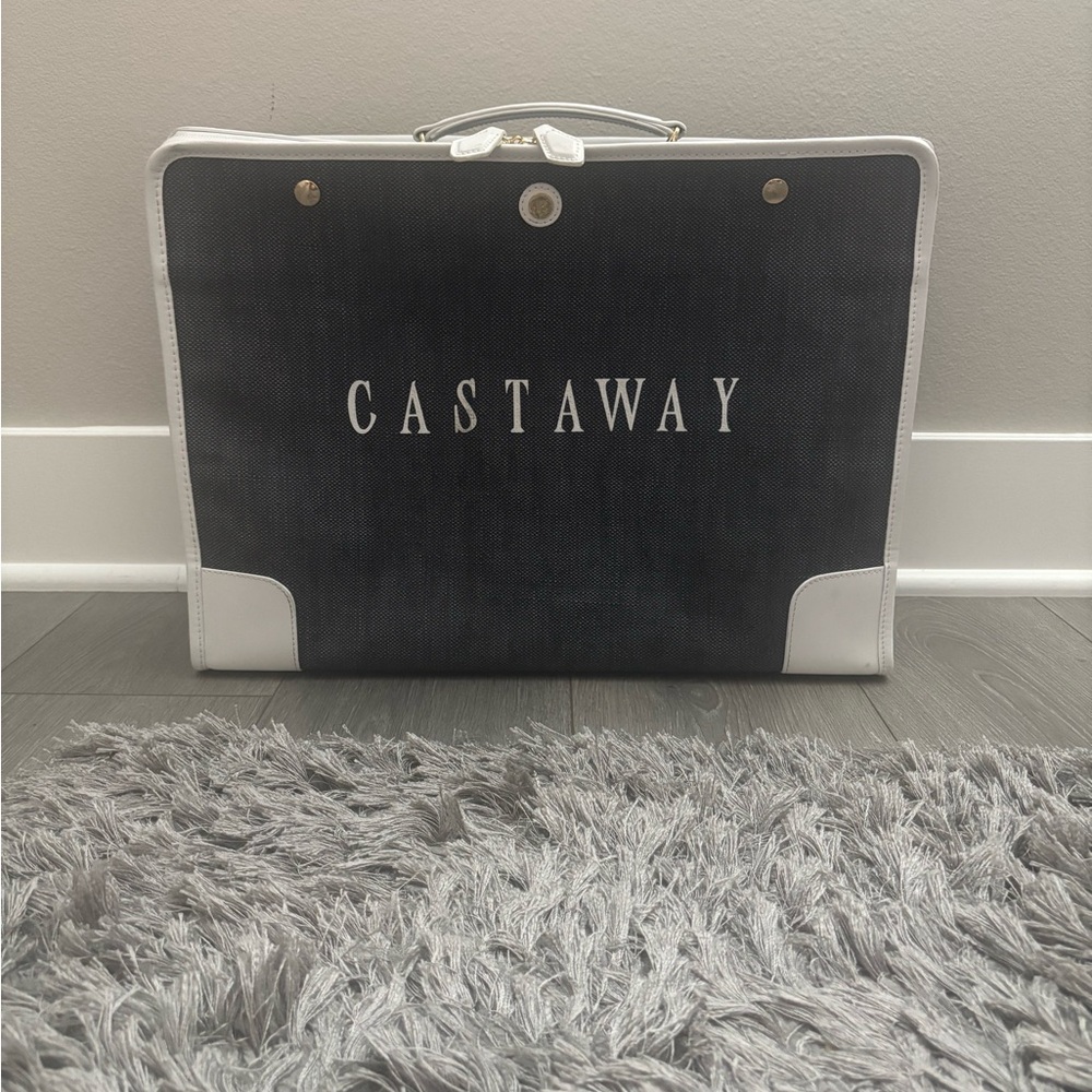 Paravel Castaway navy and White weekender suitcase luggage travel Italian